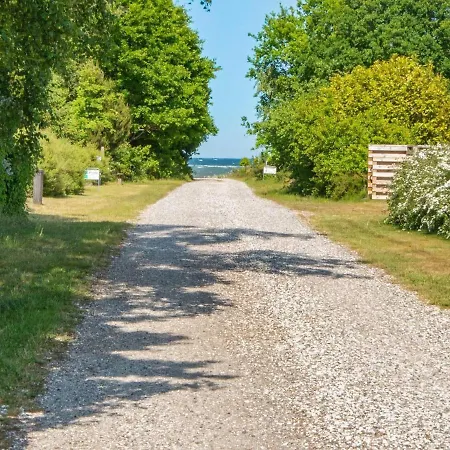 V Prázdninový dům *